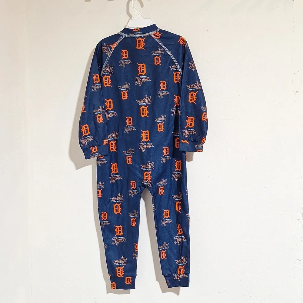 Genuine Merchandise Detroit Tigers Sleepwear/Romper 3T - Picture 6 of 15